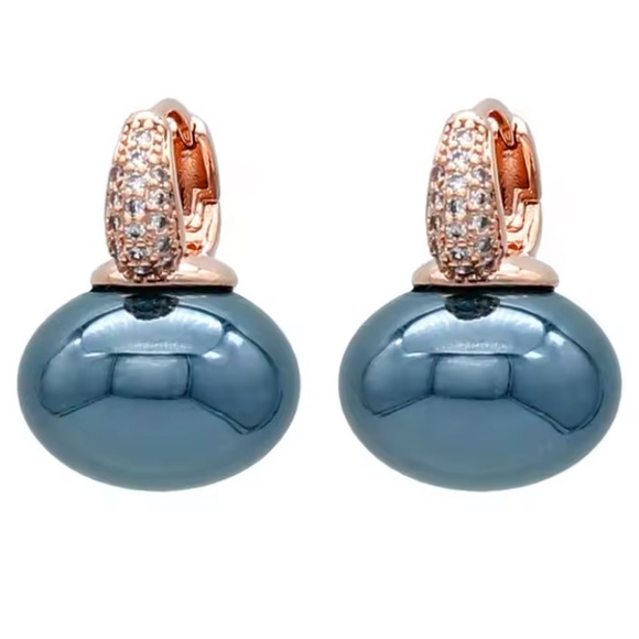 Zales Jewelry - Japanese Glass Pearls & Gold Earrings